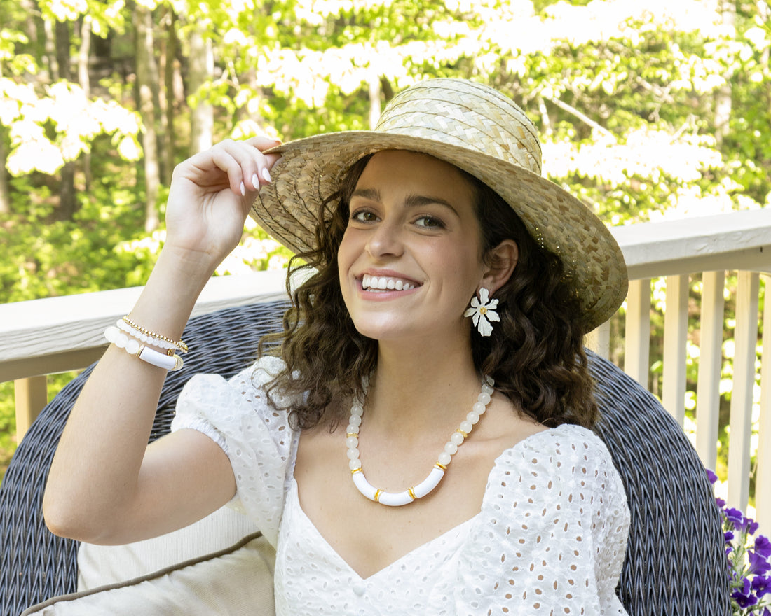 Fall necklace for Halloween outfits, Stretch bracelet for fall fashion, Fall jewelry ideas for Halloween, Halloween accessories for fall, How to style a necklace for Halloween