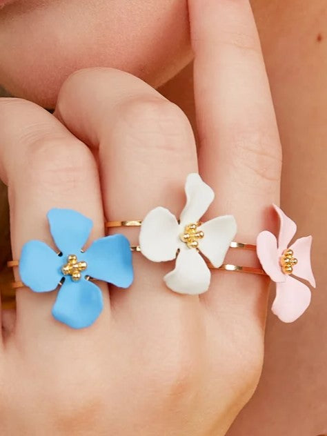Janita Floral Ring