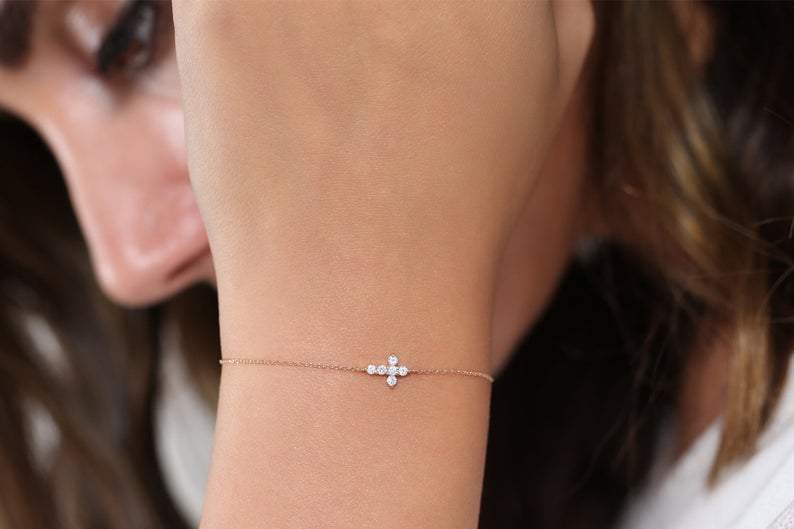 Lucky Cross