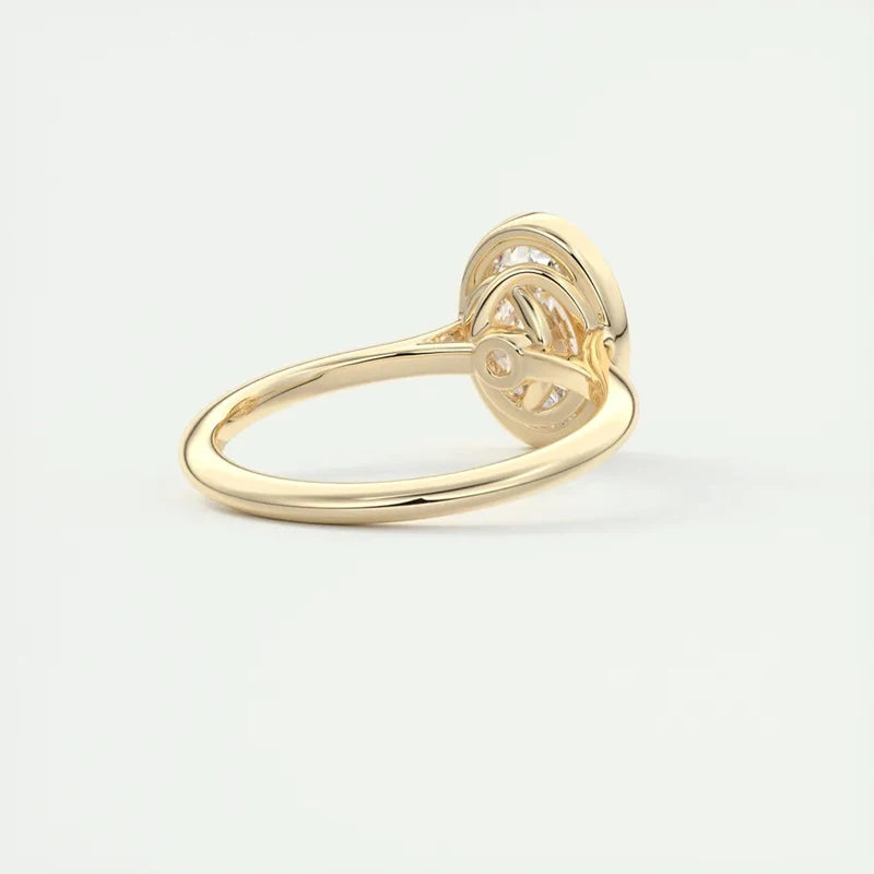 Opulent Oval